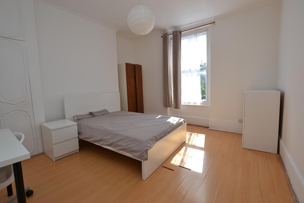 Burdett Road, Mile End, London, E14 7DQ