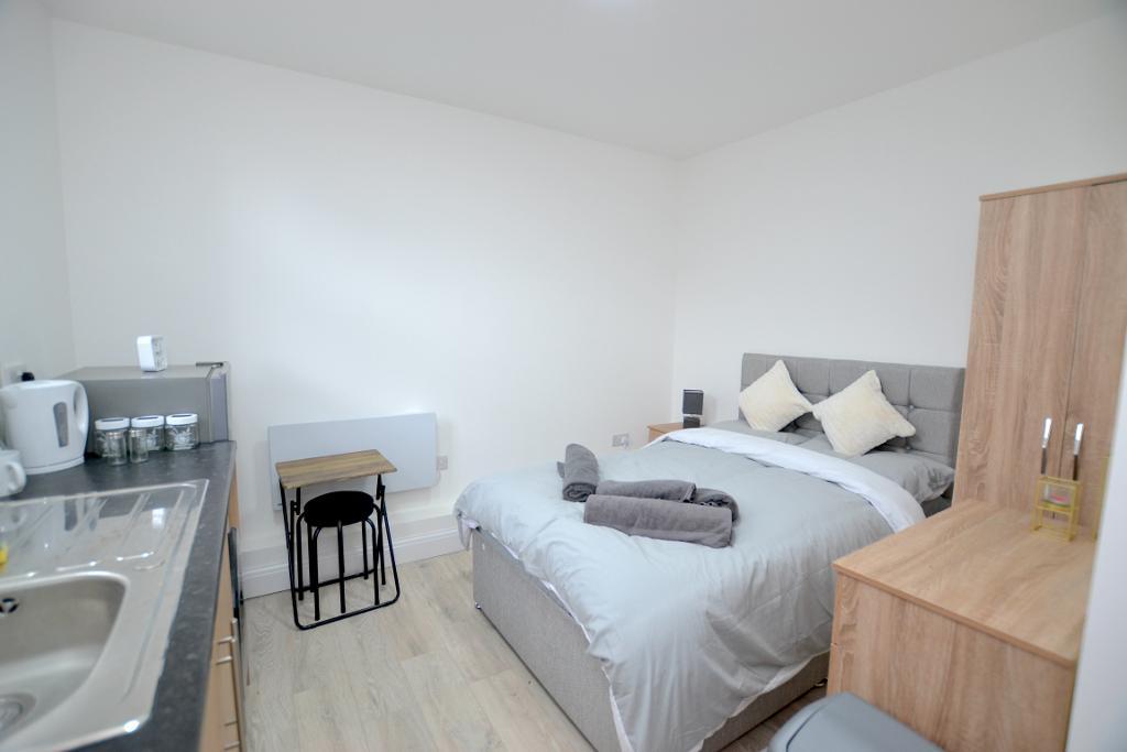 New Road, London, E1 2AX
