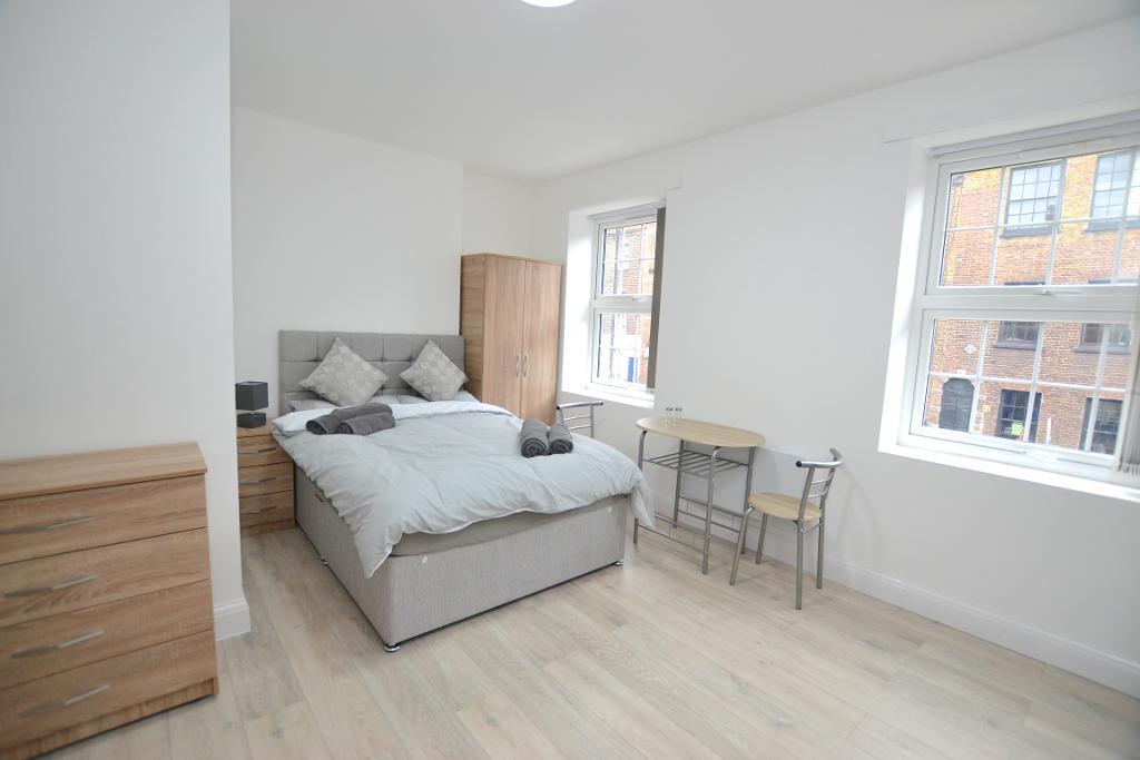 New Road, London, E1 2AX
