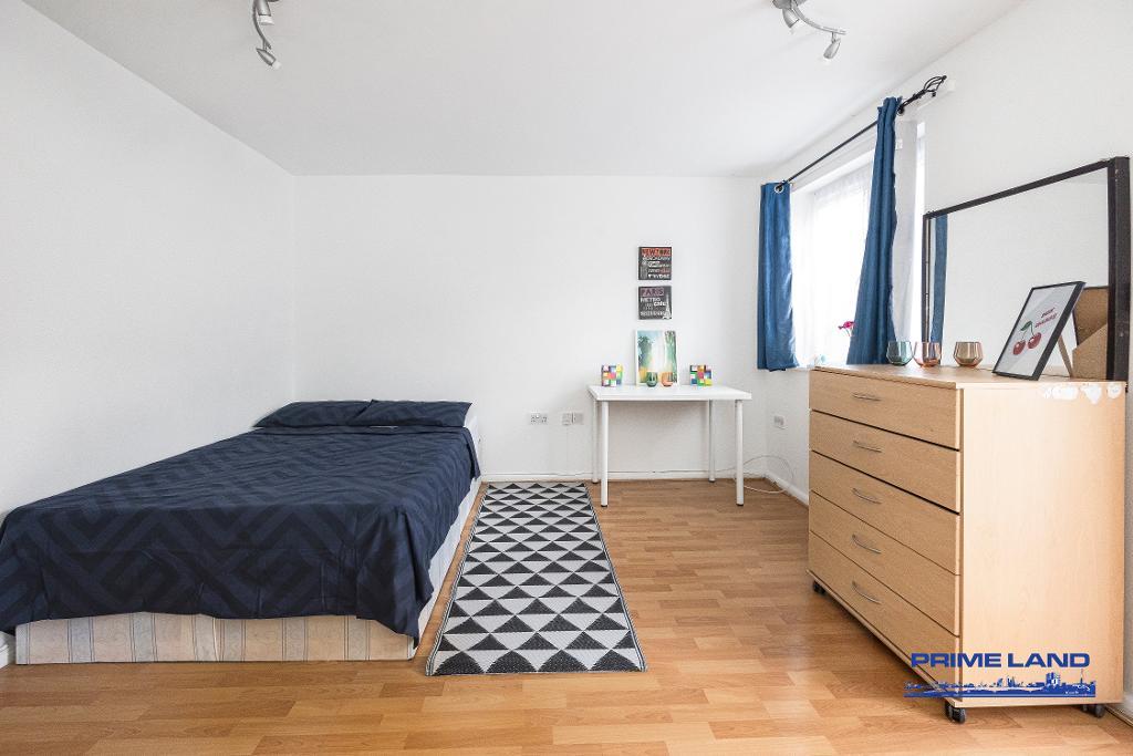 Galsworthy Avenue, Stepney Green, London, Greater London, E14 7RA