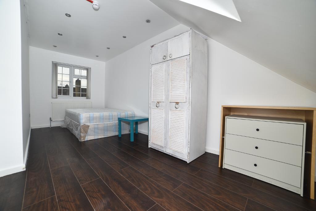 Galsworthy Avenue, London, E14 7SH