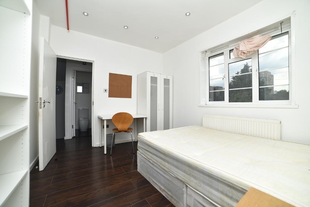 Galsworthy Avenue, London, E14 7SH